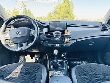 vaz 2107 2003: Renault Laguna: 1.5 l | 2008 il 450500 km Sedan — 5