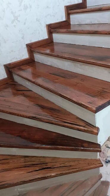 taxta pataloklar: QAPILARIN RESTAVRASİYASI
VƏ RƏNGLƏNMƏSİ — 3