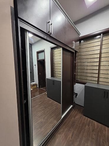 антресоль: İşlənmiş, 2 qapılı, Güzgülü, Qəhvəyi, Kupe, Düz dolab — 2