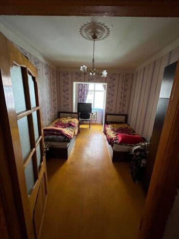 ucbucaq evlər: Bakı, 2 otaqlı, Köhnə tikili, 60 kv. m — 5