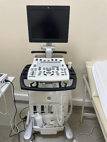 Tibbi avadanlıq: GE Healthcare Vivid S5 ürək-damar ultrasəs sistemi Üzərindəki prob — 1
