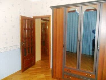 8 mikrorayon: Nəsimi rayonu, 4-cü Mikrorayonda, 4-otaqlı, sahəsi 110kv-m olan mənzil — 20