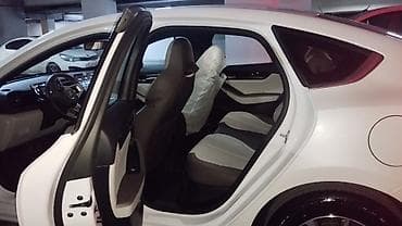 sedan maşın: BYD Qin Plus: 1.5 l | 2024 il 6160 km Sedan — 8