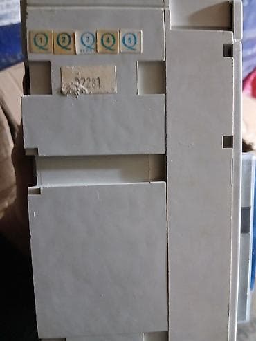 tol vuran usta: Legrand Elektrik avtomat, 3 faza — 9