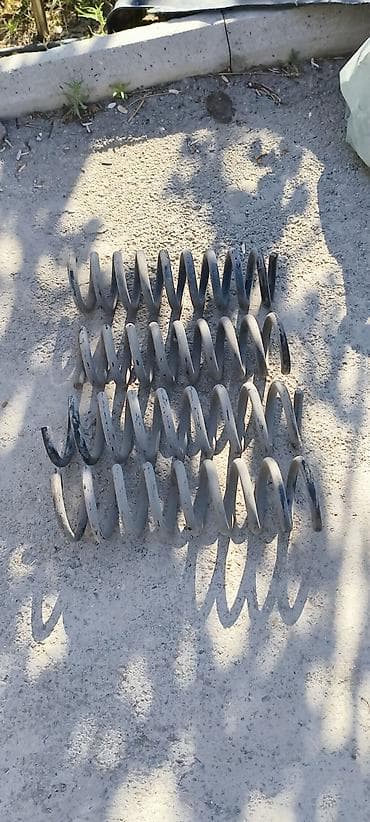 Подвески, ходовые части: Məhsul: Avtomobil üçün spiral yay dəsti Təsvir: - Şəkillərdə 4 ədəd — 1