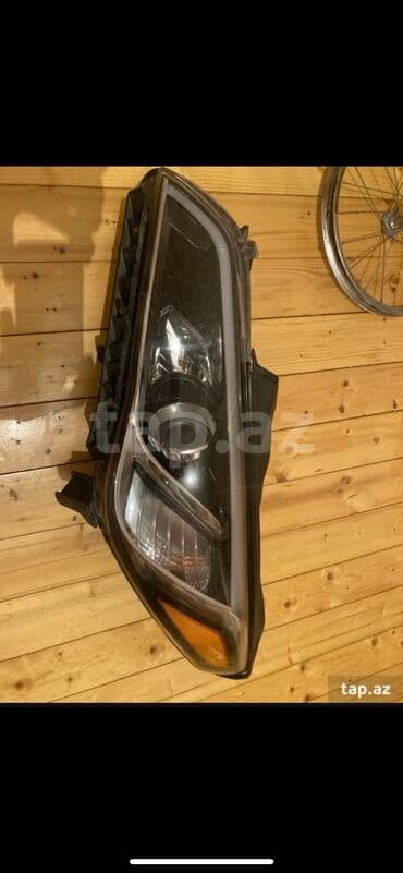 Sol, Yaxın və uzaq vuran işıqlar Hyundai, 2015 il, İşlənmiş lalafo.az -da Sol, Yaxın və uzaq vuran işıqlar Hyundai, 2015 il, İşlənmiş