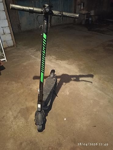 5 ci sinif ingilis dili test kitabı: Elektrik skuter 3 sürət rejimi maksimum 25 km/saat - Şəhər içi rahat — 1