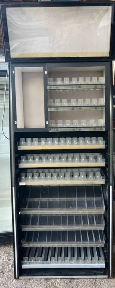 işlənmiş vitrinlər: 210 * 90 * 40, Mat qara, İşlənmiş — 1