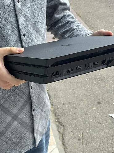 sony vr: Sony PlayStation 4 Pro oyun konsolu - Model: PS4 Pro (CUH seriyası – — 7