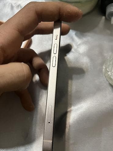 s10 plus ikinci el: IPhone 13, 128 GB, Face ID — 7