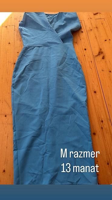 M razmer zərif tünd-mavi don. - Dizayn: V-kəsimli üst hissə, qısa — 1