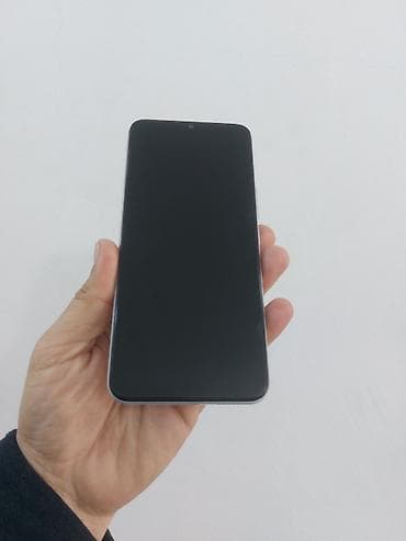 samsung a 75: Tecno Spark, rəng - Gümüşü, Barmaq izi — 2