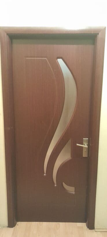 Metal məhsulları: Mebel qapısı – otaq/koridor üçün dekorativ dizayn - Material: ağac — 1