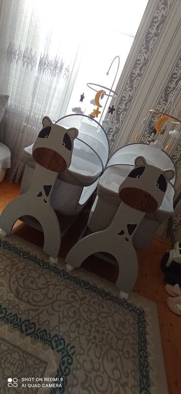 nəzərdən qorunmaq: Oğlan və qız üçün, İşlənmiş, Dördbucaq, Beşik, Dəst ilə, Matrassız, Yellənmə mexanizmsiz — 3