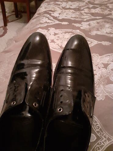 Мужская обувь: Gencede satilir Lakli Kişi ayaqabi Turkiye istehsalidir baha alinib — 3