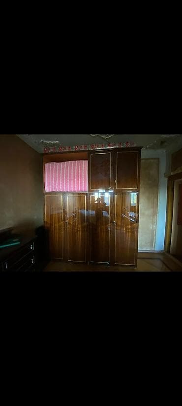 paltar dolabı: 4 qapılı, Qəhvəyi, Taxta, Açılan, Düz dolab — 1