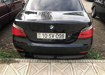 bmw motor: BMW 5 Series (E60) sedan – qara rəng Xüsusiyyətlər: nömre satlr - — 1