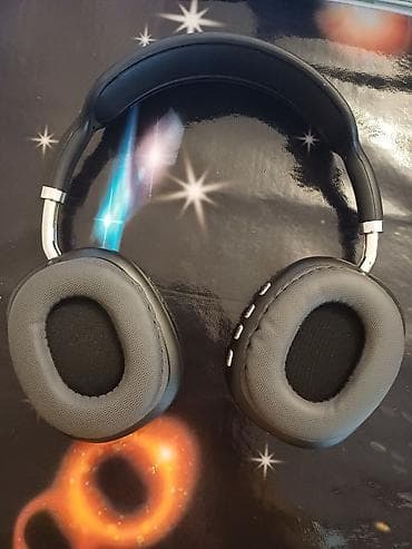 Bluetooth over-ear qulaqlıq - Rəng: qara, parlaq xarici kasalar -