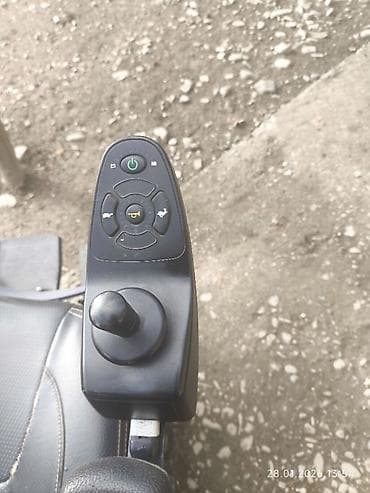 tibbi xalat satışı: Elektron motorlu əlil arabası saz vəziyyətdə. Təzə akmulyator qoymuşam — 5