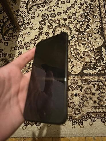 minik telefonlar: IPhone SE 2020, 32 GB, Qara, Simsiz şarj — 4