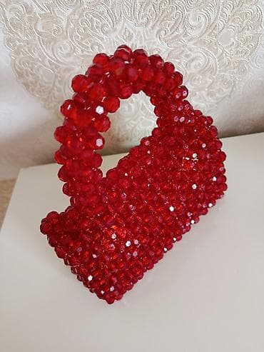 Сумки: Qırmızı boncuklu əl çantası - Material: Parıltılı akril/fasetli — 3