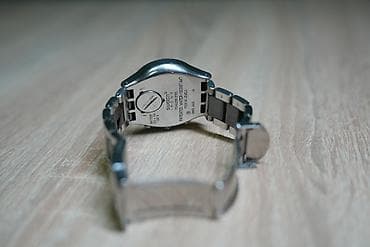 qol: İşlənmiş, Qol saatı, Swatch, rəng - Gümüşü — 3