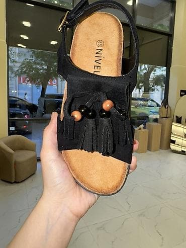ağ sabolar: Qadın sandal kolleksiyası – Nivel markası, ölçü 36 - Modellər: qara — 1