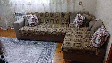 Künc divan, Divan, Bazalı, Açılan