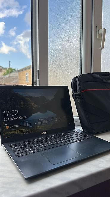 noutbuklar windows10: Acer noutbuk + çanta Qeyd: Termospastada problem var. 30-40azndı — 1