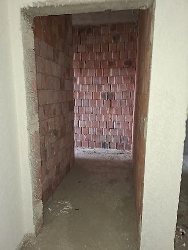 Ev və bağ: Satılır: Tikinti üçün daxili arakəsmə keçidi/nişa - Material — 1