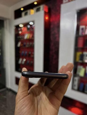 2.el apple telefon: IPhone 11, 128 GB, Jet Black, Zəmanət, Face ID, Sənədlərlə — 3