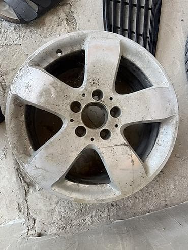 Disklər: 2 ədəd mercedes diskisi, mən panaramadan çıxarmisam, cati qirigi — 1