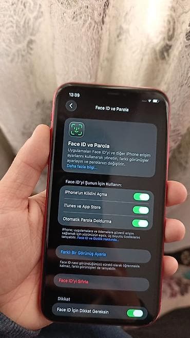 telefon redmi not 9: IPhone 11, 64 GB, Qırmızı, Simsiz şarj, Face ID — 7