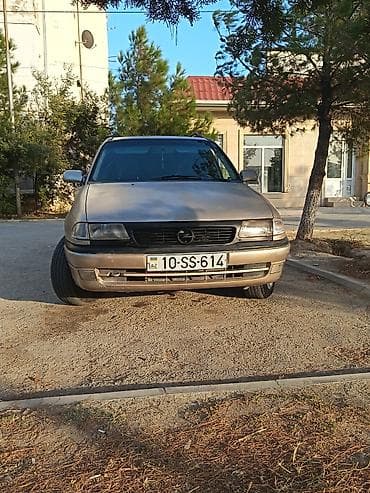Avtomobil satışı: Opel Astra: 1.6 l | 1997 il 610151 km Universal — 5