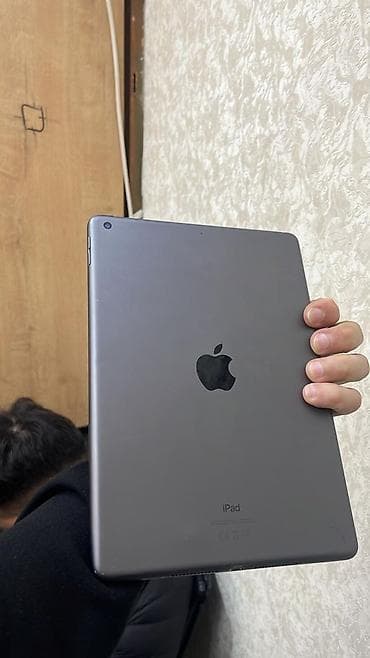 Планшеты: Apple iPad 7 (2019), 10,2", < 64 ГБ — 3