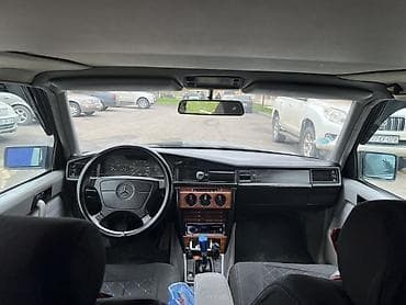 turbo az opel astra: Mercedes-Benz 190 (W201): 2 l | 1992 il Sedan — 10