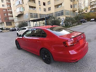 bmw 528 1996: Volkswagen Jetta: 1.8 l | 2015 il Sedan — 4
