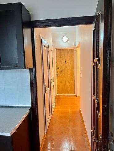 studio menziller: Ev 9 mkr 65/61 nomreli aftobusun son dayancagi terefde yerlesir — 10