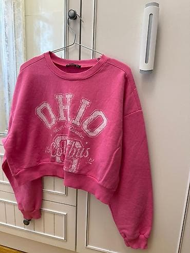 qadin ucun: Qısa kəsimli sweatshirt – “OHIO” loqolu - Rəng: parlaq çəhrayı - — 1