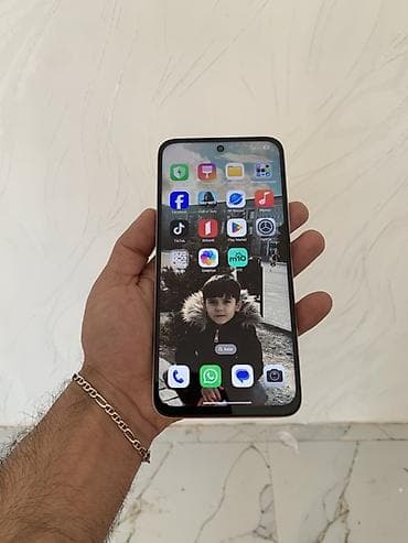 Redmi 15 karopqası adabdırı hər şeyi var təzədi heç bir problemi yoxdu