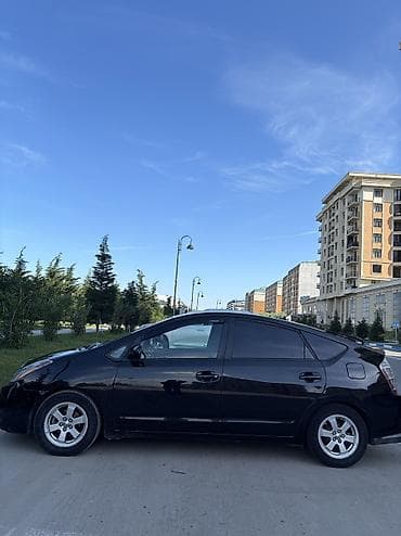 sukan satisi: Toyota Prius: 1.5 l | 2008 il Sedan — 3