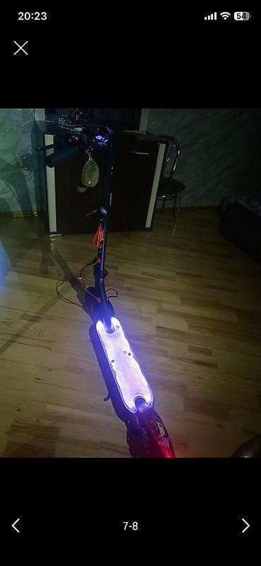 Elektrikli samokatlar: Elektrik skuter təkcə prablemi var bateryası işləmir bateryasi 30-40 — 10