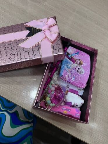 uşaq makyaj seti: Hədiyyə qutusu – qızlar üçün şirin aksesuar dəsti Metrolara çatdırılma — 1