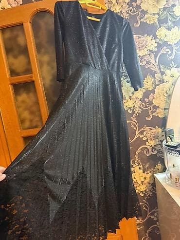 Zərif qara ziyafət donu - Parıltılı parça ilə hazırlanmış, elegant