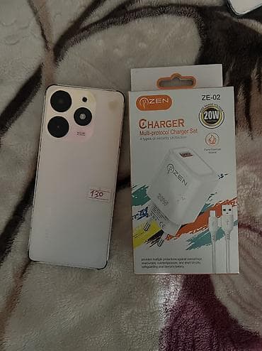processor core i7: Tecno Spark 10 Pro, 256 GB, rəng - Ağ, Barmaq izi, Face ID — 7