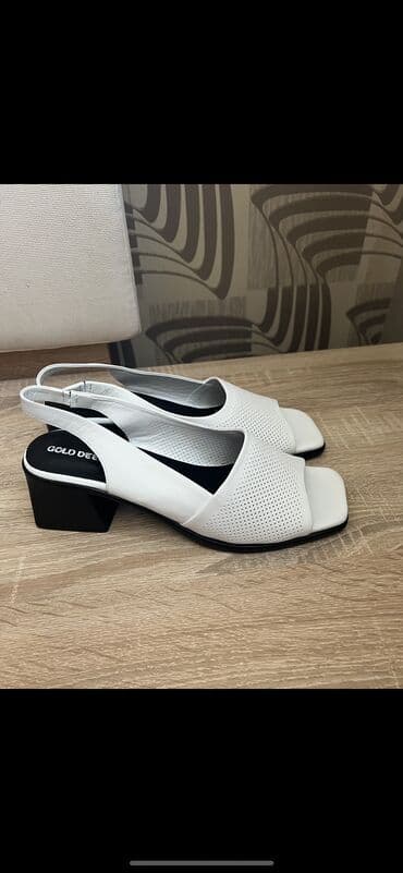 tek qas sepler: Ölçü: 40, rəng - Ağ, Yeni — 1