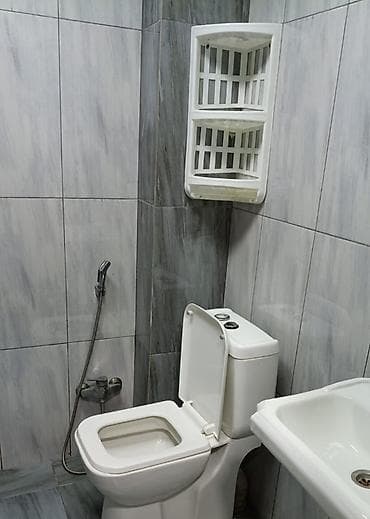 2 otaqlı mənzil kirayə: Kirayə verilir: 2 otaqlı, tam mebel və məişət texnikası ilə təmin — 5