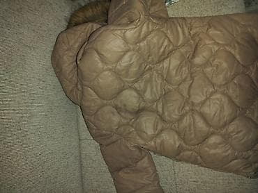 2021 kurtkalar: Qadın qış gödəkçəsi - Rəng: bej/qum rəngi - Qalın, yüngül şişmə — 2