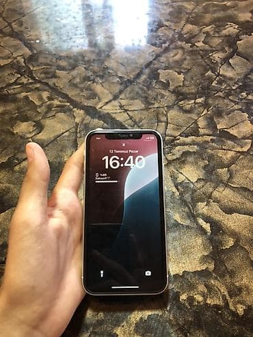 tv 150 ekran: IPhone 11, Ağ, Face ID — 4