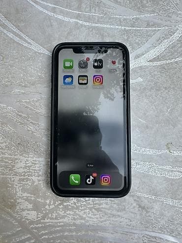 Elektronika: IPhone 11, Qara, Face ID — 8